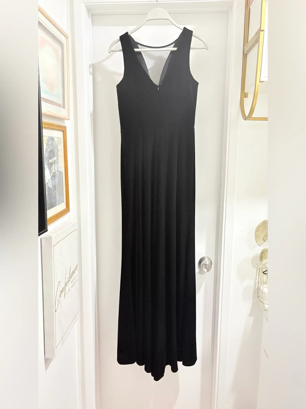 NWOT Night Way Collections Black Sleeveless V-Neck Maxi Dress